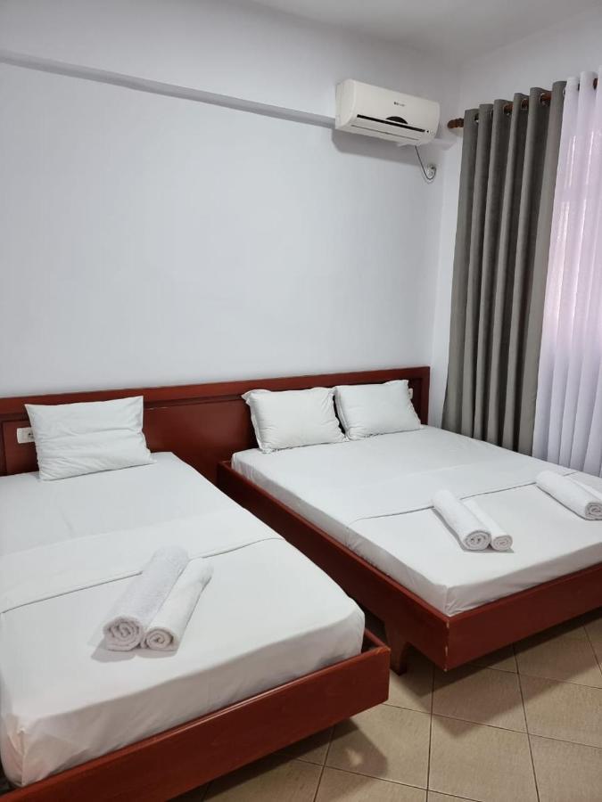 Ideal Apartments & Rooms Sarandë Exterior foto