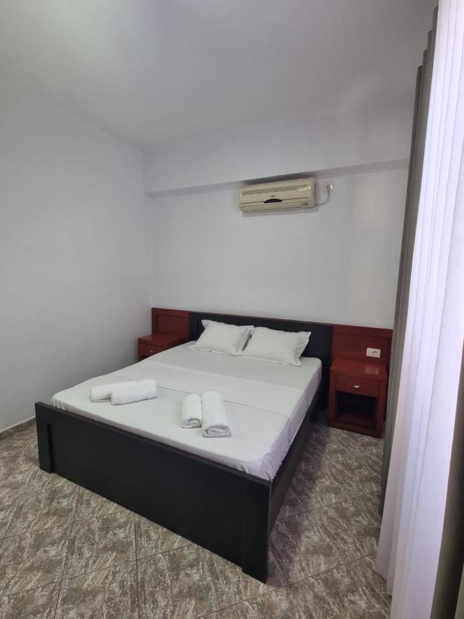 Ideal Apartments & Rooms Sarandë Exterior foto